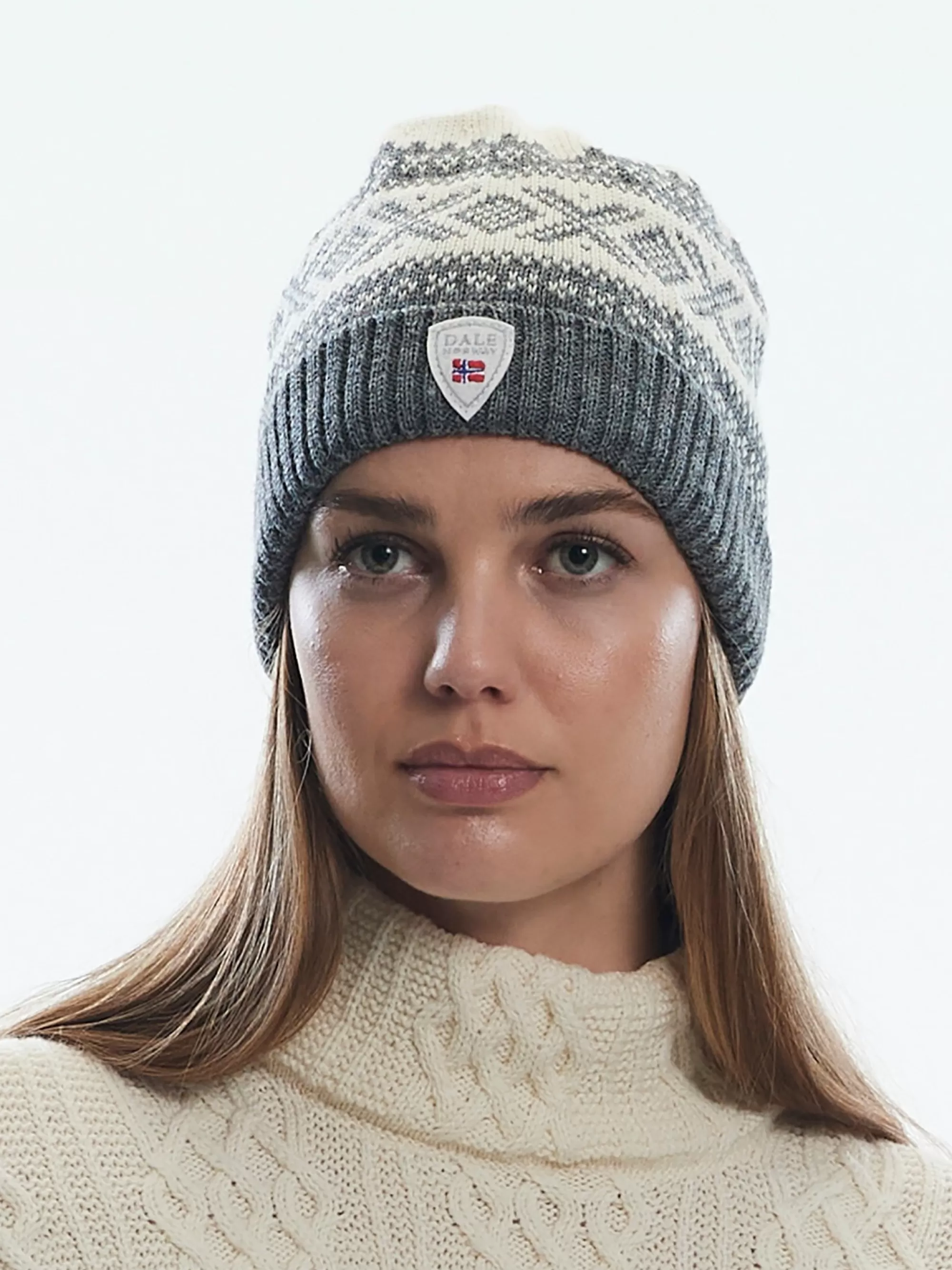 Women Dale of Norway Cortina Thin Wool Hat - Norwegian Wool